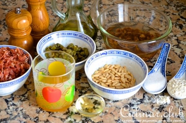 Мясные кростини, три варианта.