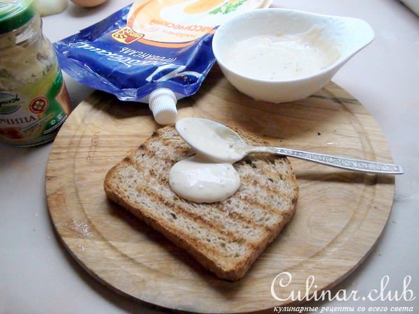 Сэндвичи с яйцом. Американская уличная еда.