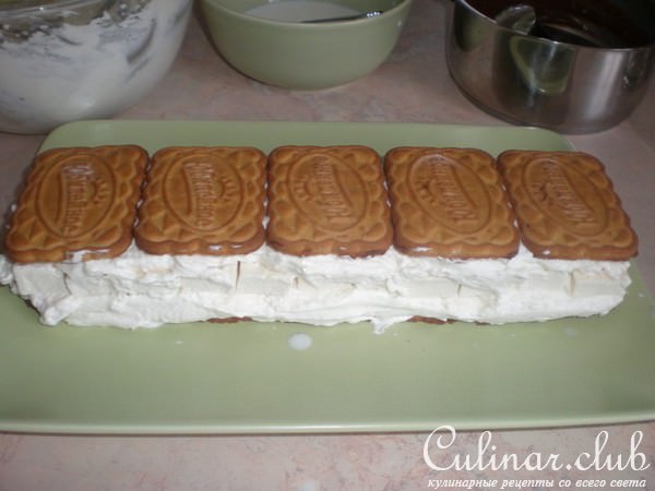 Торт-пирожное из печенья и пастилы (вариант)
