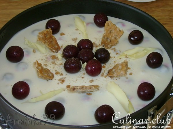 Хмельной вишневый пирог (без выпечки)