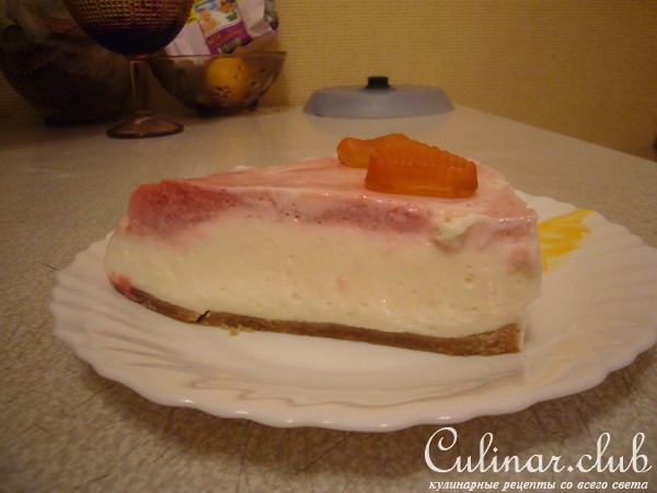 Черничный мраморный торт (у меня клубничный) 