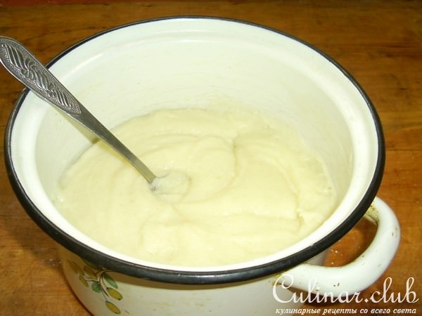 Запеканка манная с персиками