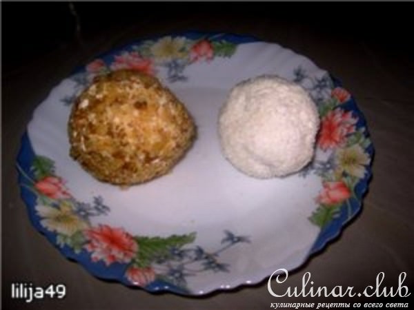 Творожные яйца с клубникой