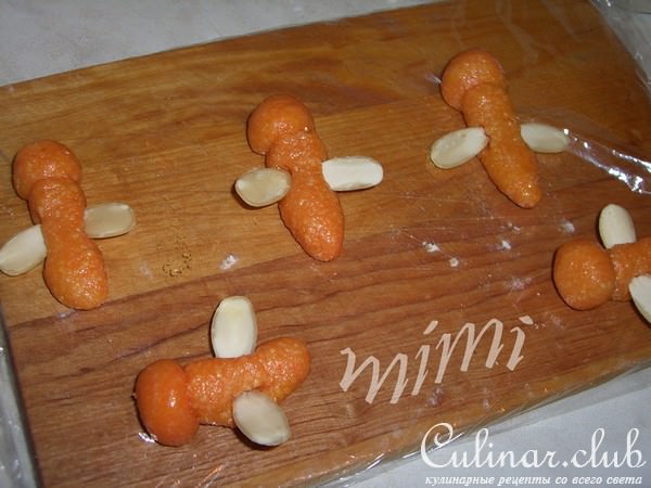 марципан ...и пчёлки