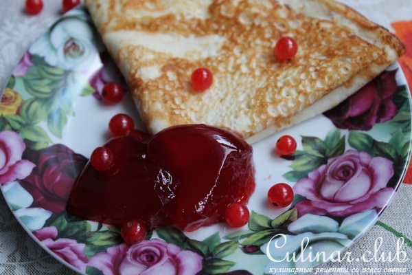Желе из красной смородины и заливная дыня
