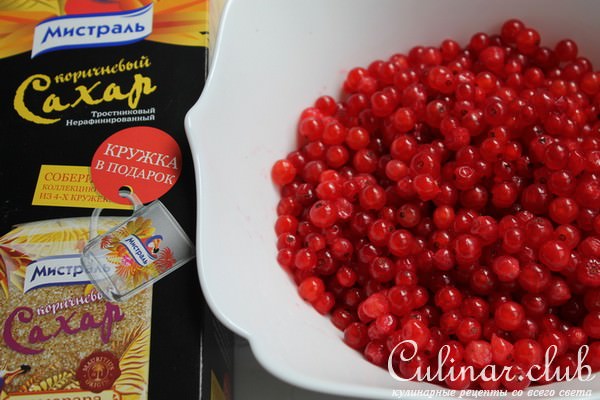 Желе из красной смородины и заливная дыня