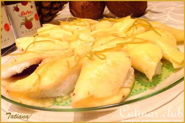Ананасовые равиоли с кокосовым рисом и малиновым конфитюром