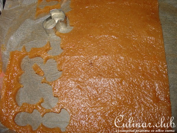 Quittenbrot (айвовый хлеб) и пралины.