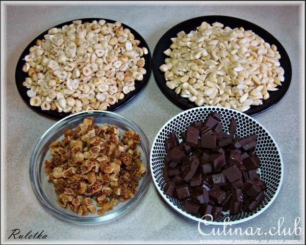 Шоколадная нуга с миндалём, фундуком и инжиром.