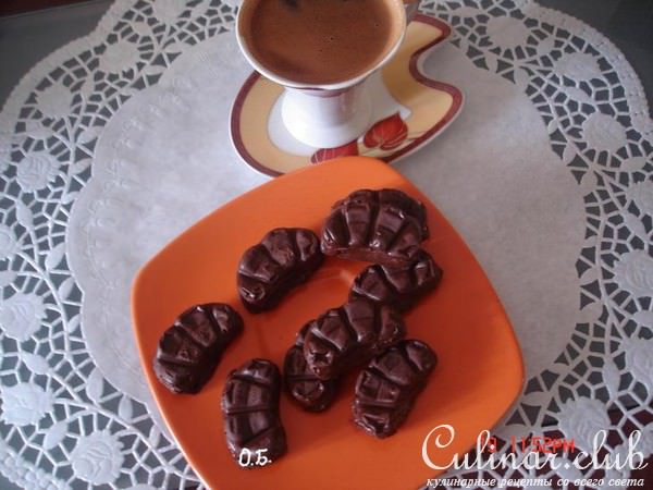 Шоколадные конфеты с начинкой