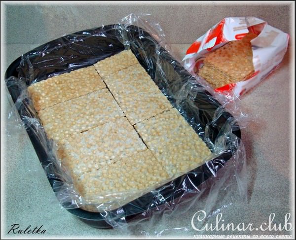 Шоколадная нуга с миндалём, фундуком и инжиром.