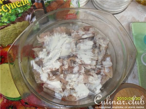 Рыбка запеченная под шубкой из свеклы
