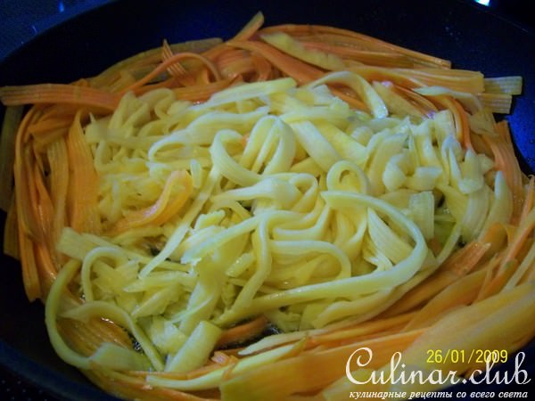 Спагетти-волна с овощами