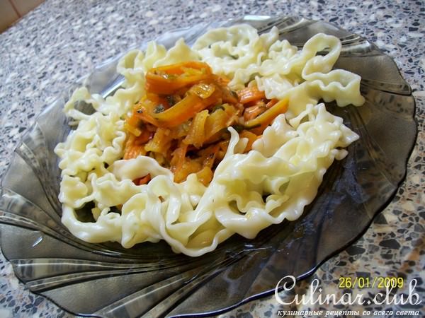 Спагетти-волна с овощами