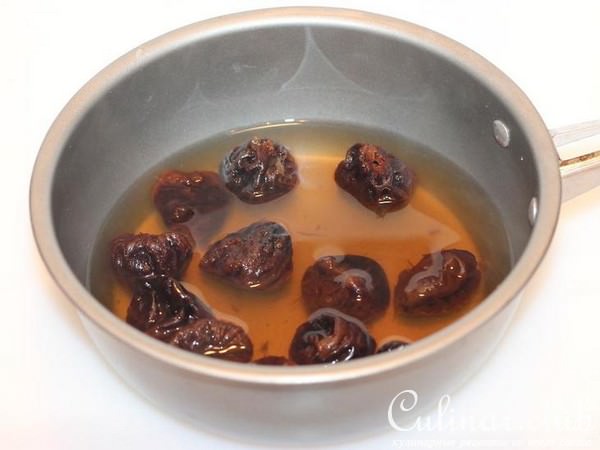 Каша пшеничная с черносливом