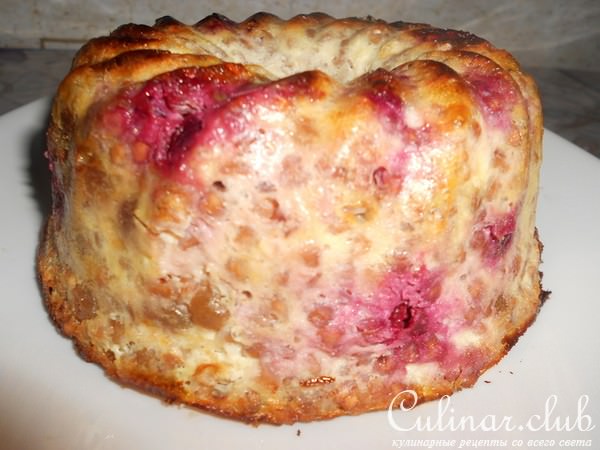 Гречневик с вишней и изюмом