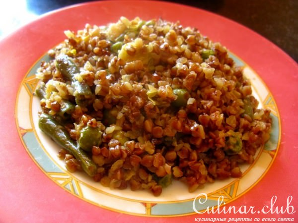 Гречка с зелеными овощами