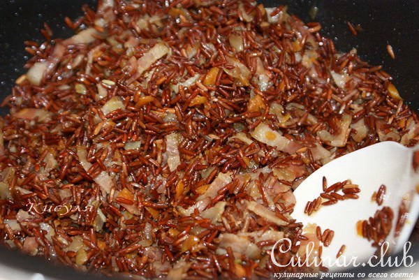 Красный рис (red rice) с беконом и овощами.Тест-драйв