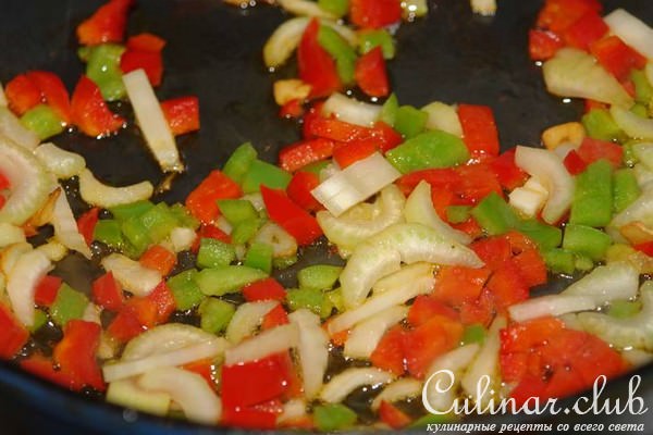 Рис с овощами в сметанном соусе