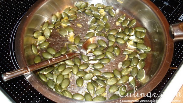 Тыква запечённая, с пикантным вкусом.