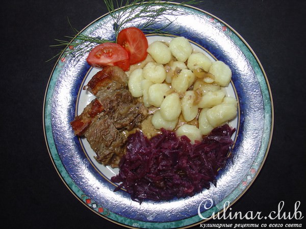 Краснокочаная капуста (рождественская).
