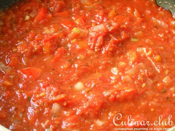 Закуска из яиц в красном соусе