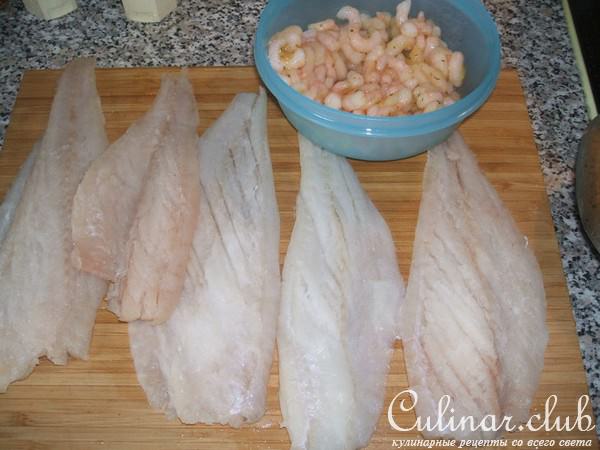 рыбные роллы с креветками в соусе