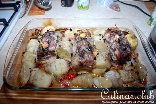 Почеревка запеченная, с картофелем по шведски