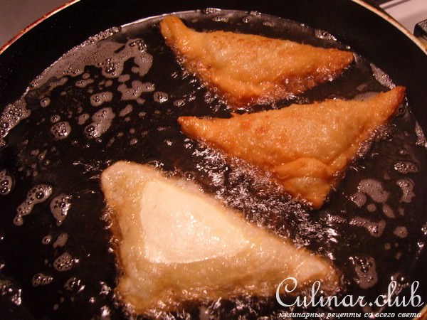 Чебуреки (еще один вариант)