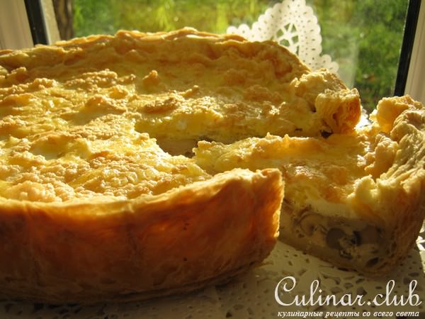 Пирог с курицей,грибами под сырным безе - "ЗАГАДКА".