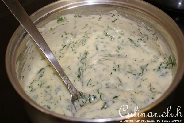 Блинчики с краб.палочками под соусом