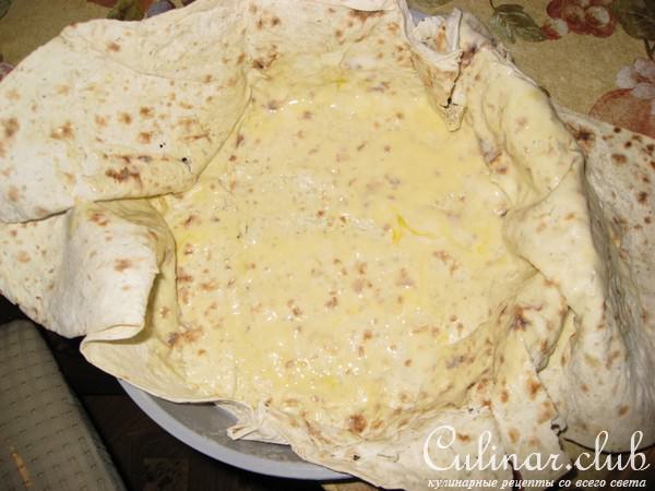Пирог из лаваша с сыром