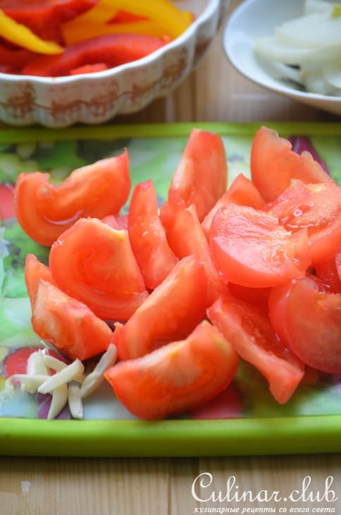 Кальмары,тушенные с перцем и кунжутом