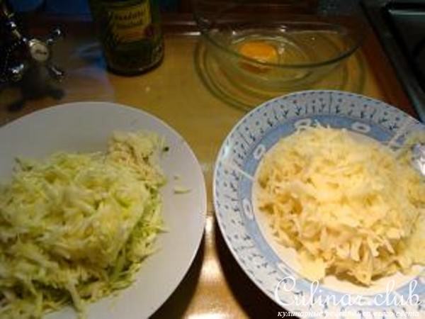 Оладики кабачково-картофельные с начинкой