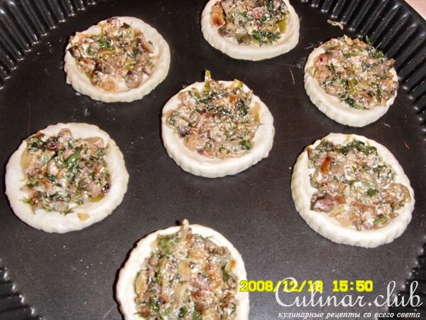 Творожные лепешки с начинкой