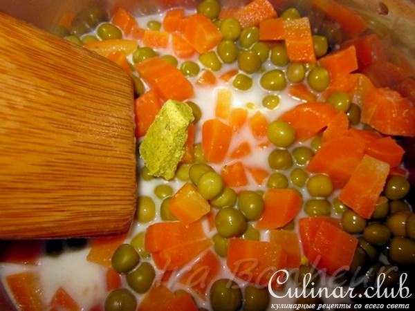 Горячий салат из курицы гриль с кукурузой
