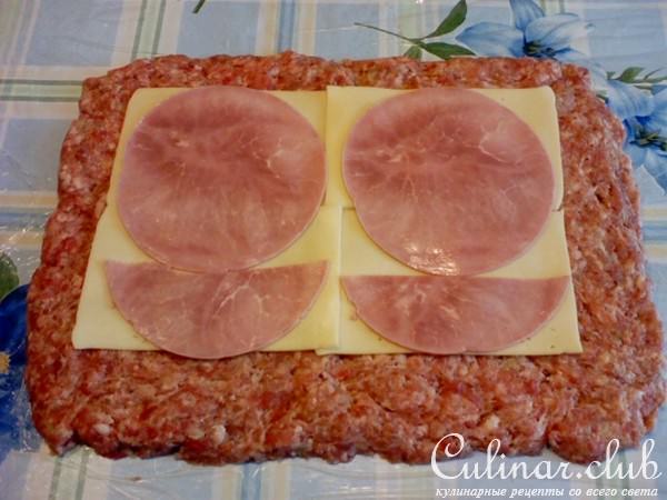 Рулет "Кордон блю" из фарша, в картофельной шубке