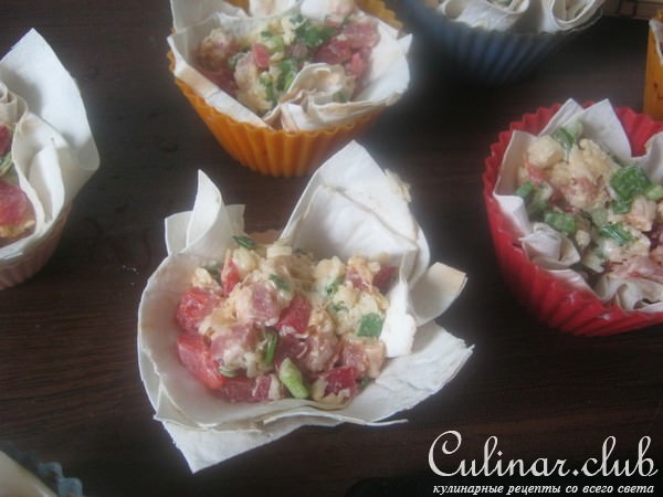 Корзиночки из лаваша с беконом, сыром и сладкой паприкой
