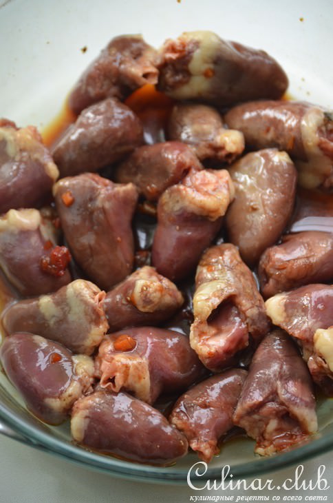 Куриные сердечки в мультиварке