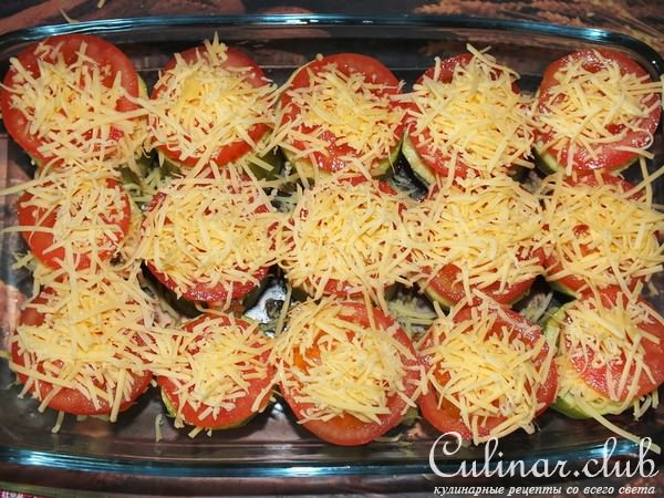 Кабачки фаршированные грибами и рисом