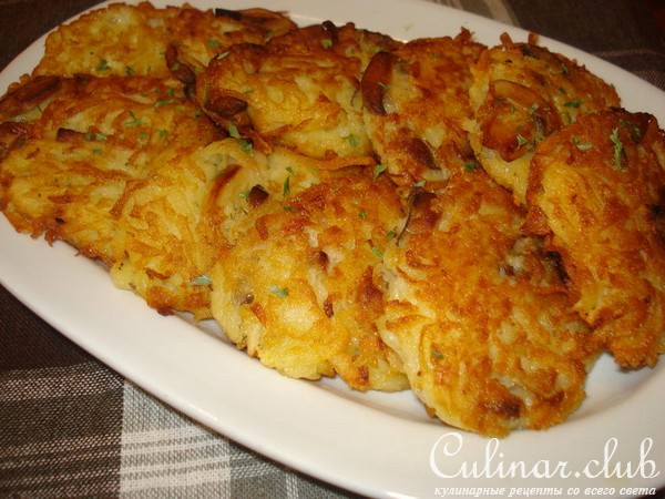 картофельные оладьи с грибами