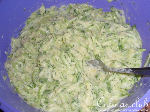 Оладьи из кабачков и маленький бонус к ним.