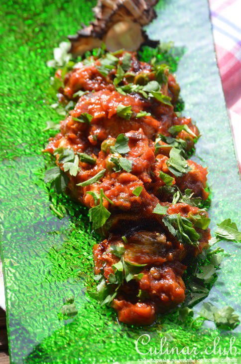 Скумбрия с зеленым горошком