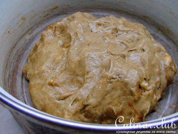 Ржаные булочки с грецкими орехами.