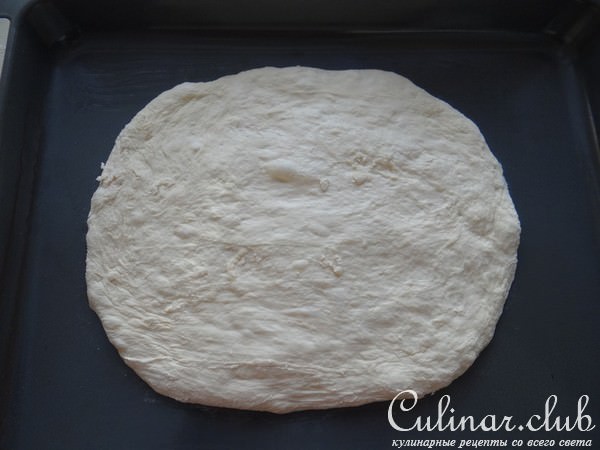 FOCACCIA (Итальянская лепешка Фокачча) с чесночным маслом, помидором и базиликом