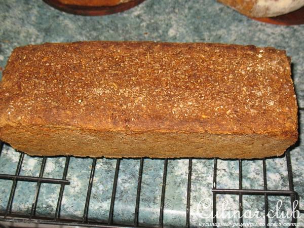 Vollkornbrot хлеб из цельного зерна. 
