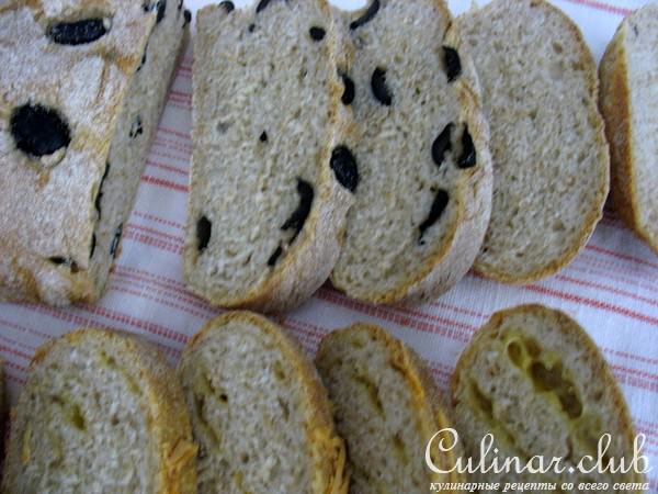 Хлеб с сыром и маслинами по стопам чиабатты