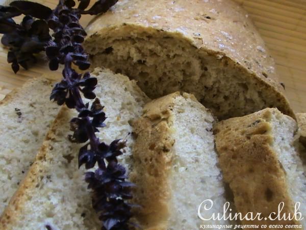 Закусочный хлеб с кабачками и грибами