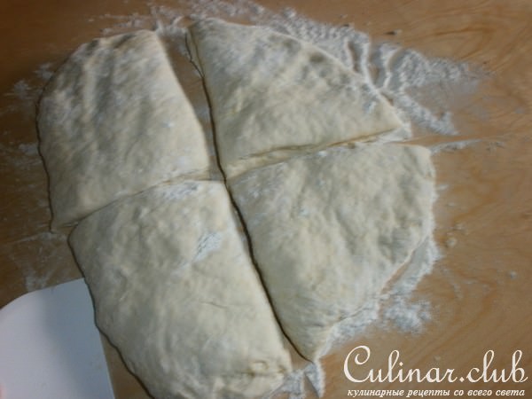 Хлебные булки из муки камут