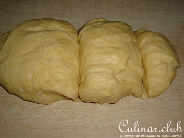 Сдобная булка-цветок